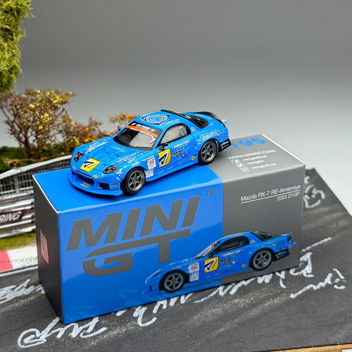 MINIGT 1:64 Mazda RX-7 RE-Amem - Kids Toys Usa incelemesi ve fiyatı